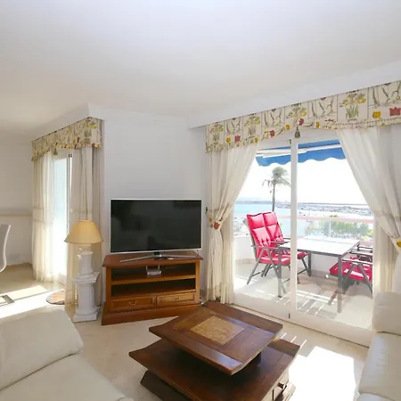 Port Aguila Apartment